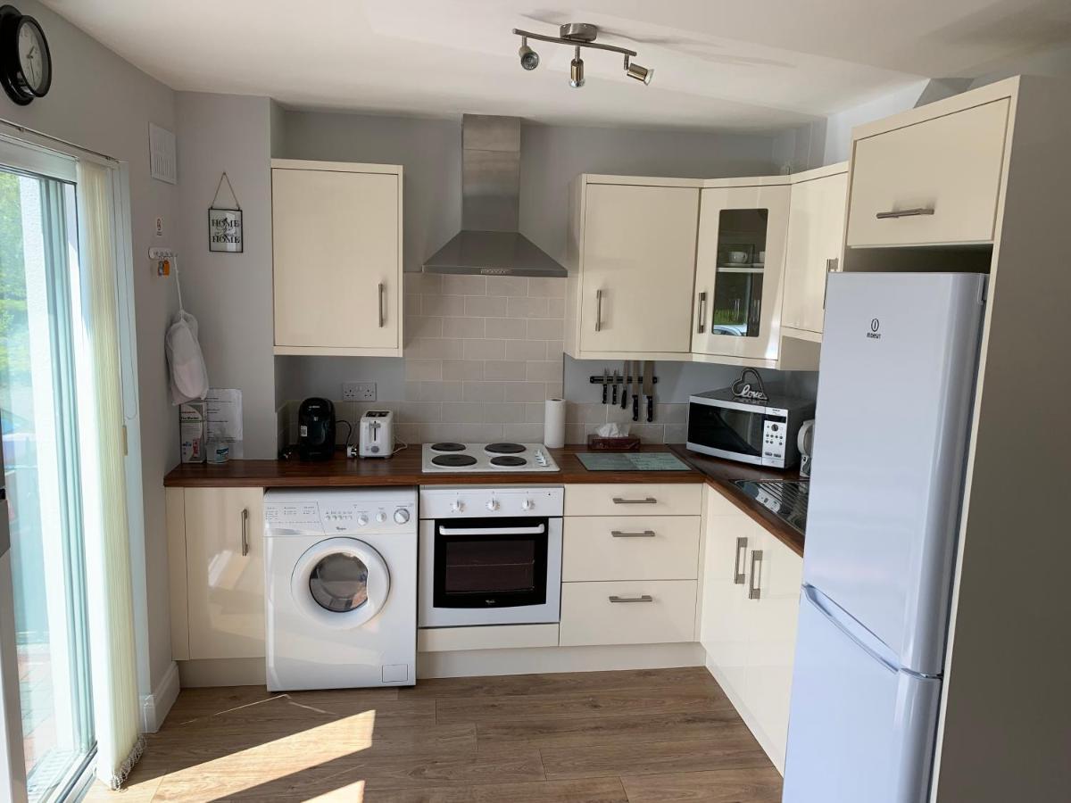 Two Bedroom Town House Beside The River Barrow Carlow Exteriér fotografie