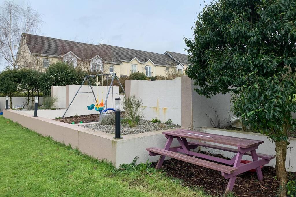 Two Bedroom Town House Beside The River Barrow Carlow Exteriér fotografie